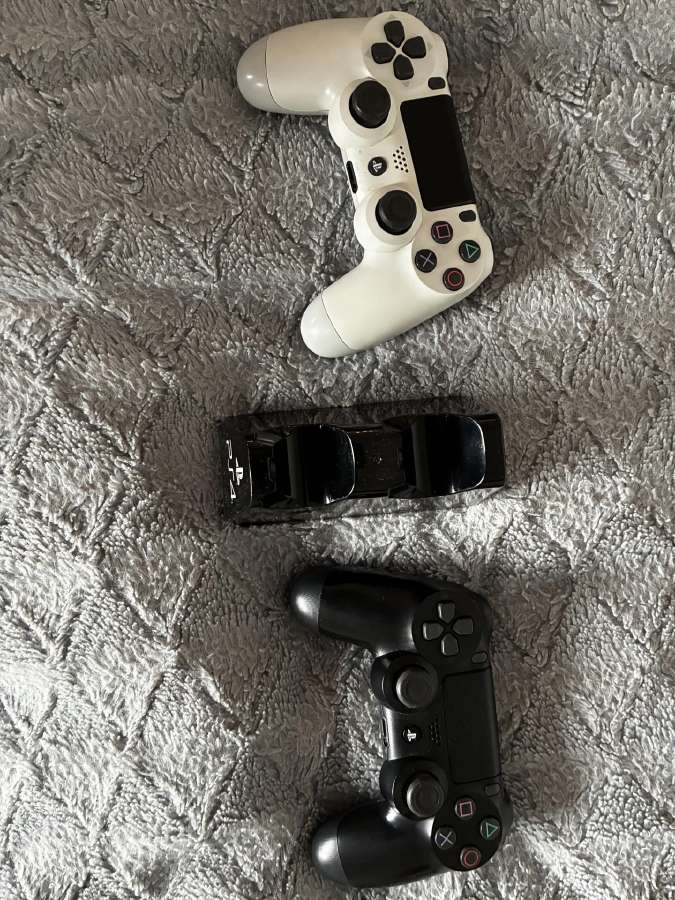Playstation 4 Slim - nuotraukos Nr. 4