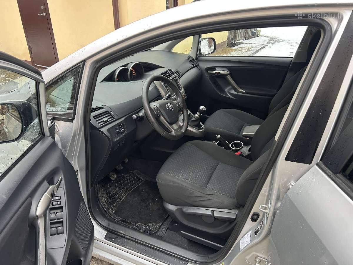 Toyota Verso 2010 m Universalas - nuotraukos Nr. 4