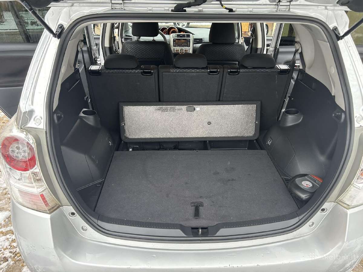 Toyota Verso 2010 m Universalas - nuotraukos Nr. 9
