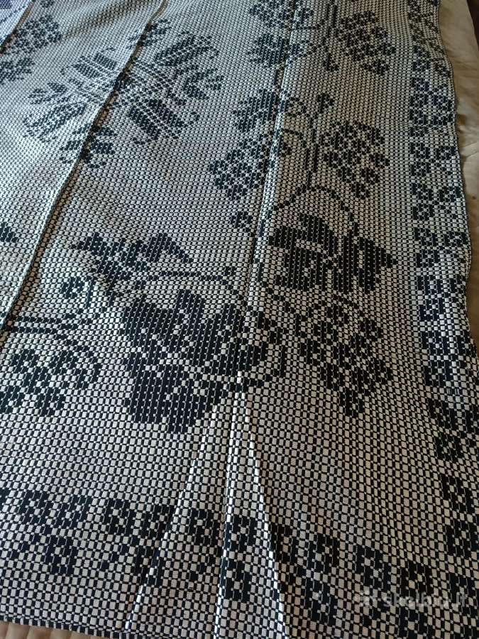Senovinė rankų darbo nenaudota lovatiesė su šilku - nuotraukos Nr. 9