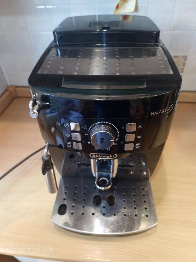 Delonghi Magnifica S kavos aparatas - nuotraukos Nr. 2