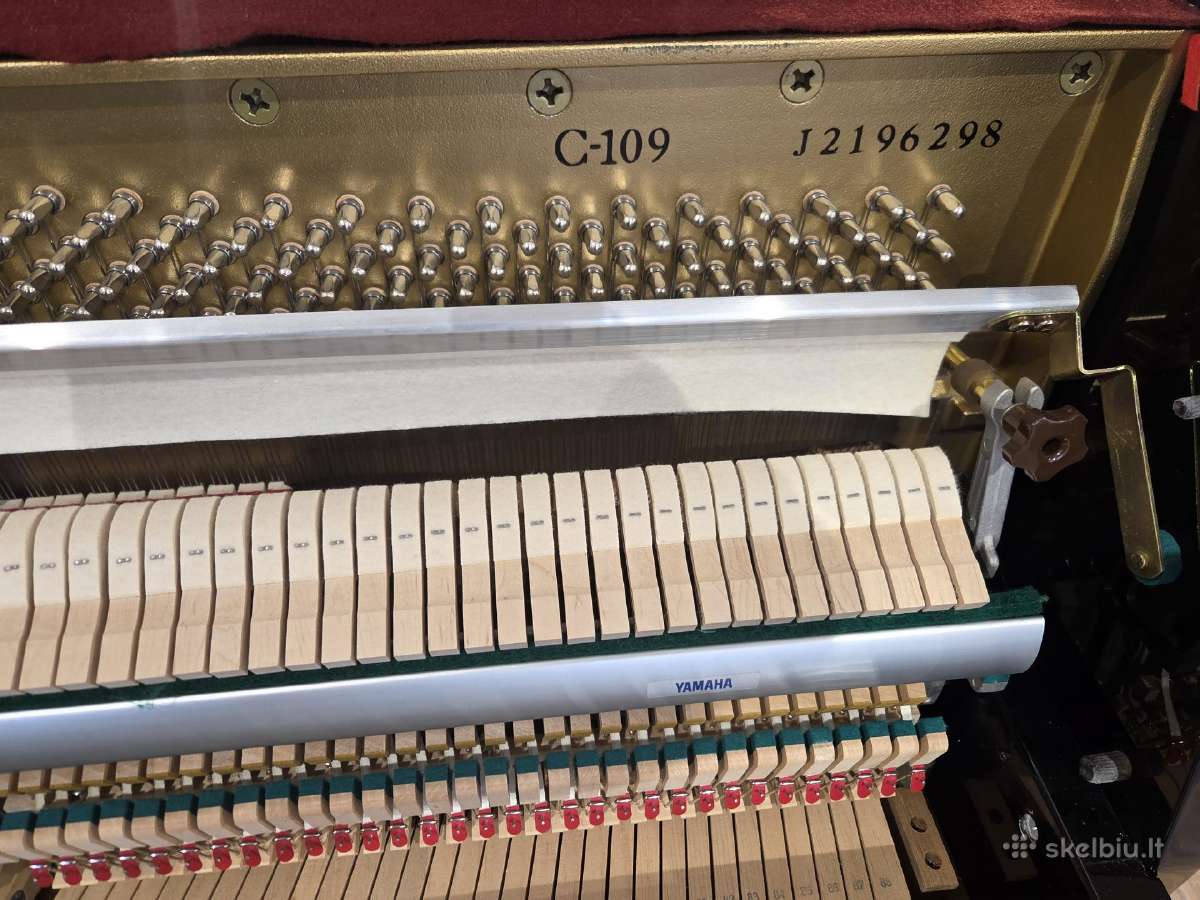 Pianinas Yamaha C-109 - nuotraukos Nr. 9