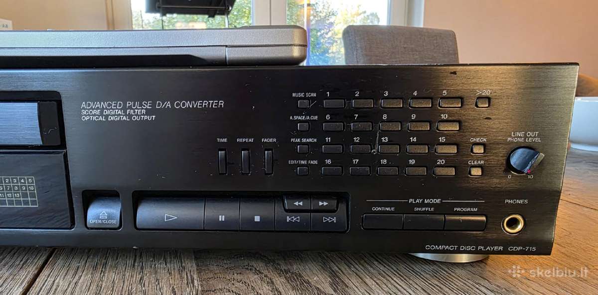 Sony Cdp-715 su Optical out - nuotraukos Nr. 4