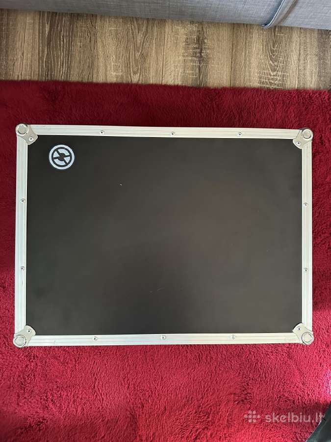 Dj pultas Traktor Kontrol S4 Mk3 Su priedais,ideal - nuotraukos Nr. 22