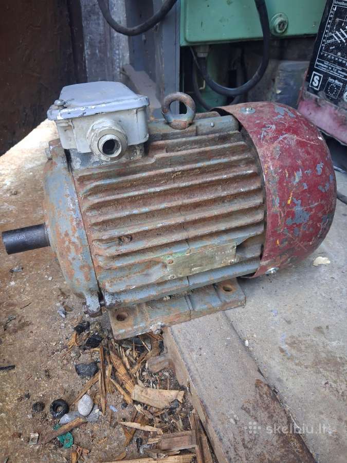 Trifazis el.variklis 4kw. 940 apsukos - nuotraukos Nr. 2