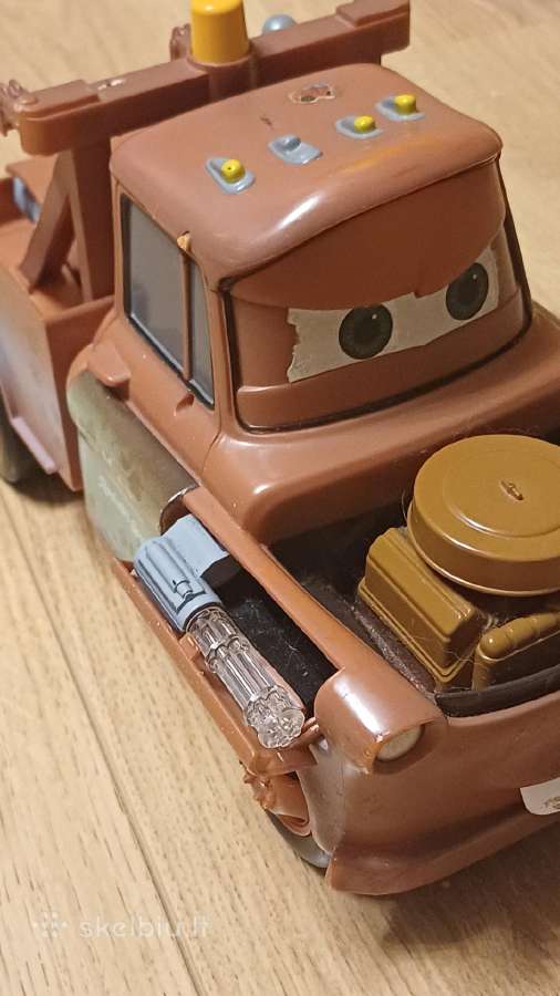 Didelė valdoma mašina Bruolis (Mater) iš „Cars 2 - nuotraukos Nr. 8