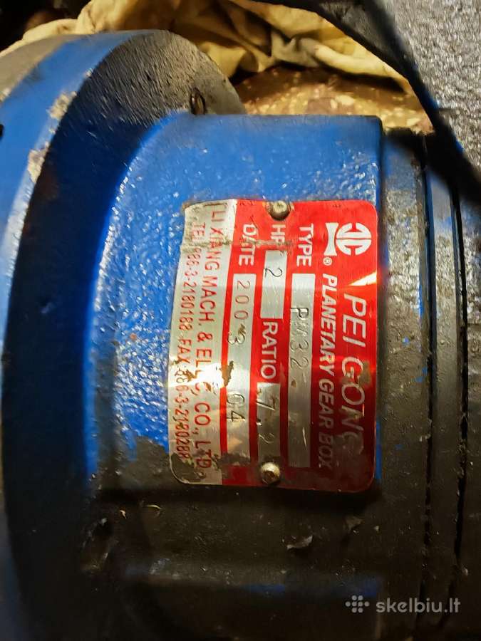 Parduodami reduktoriai su elektros variklais - nuotraukos Nr. 4