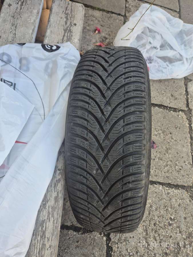 Toyotos corollos ratai su padangomis - nuotraukos Nr. 9