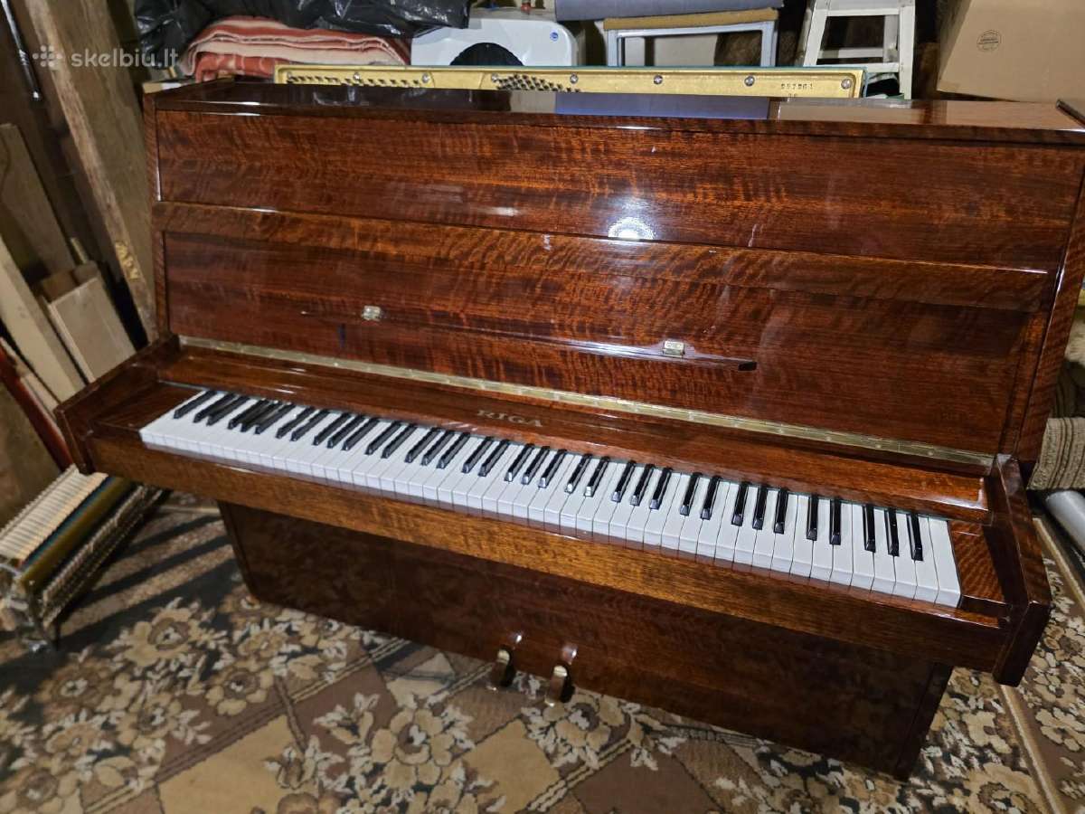 Dar visai geras pianinas Ryga su atvežimu - nuotraukos Nr. 11