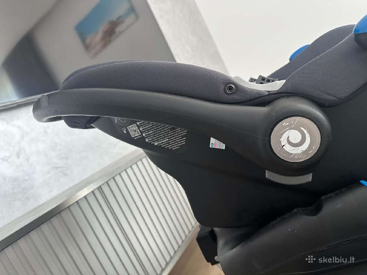 Tutis auto kedute su baze ir priedais - nuotraukos Nr. 5
