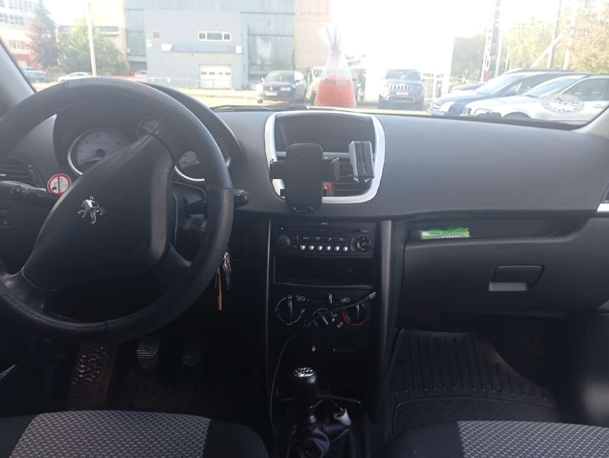 Peugeot 207, 1.4i universalas. - nuotraukos Nr. 7