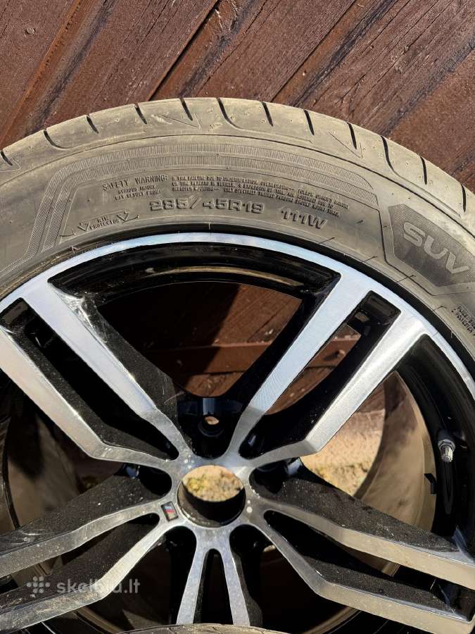 4 Ratlankiai R19 Bmw su padangomis Good Year. - nuotraukos Nr. 4