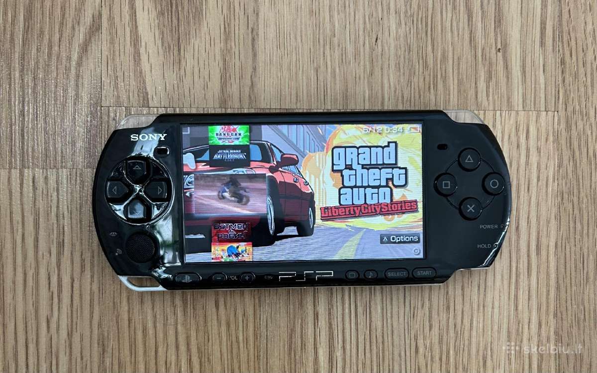 PSP 3000 + 66 zaidimai! - nuotraukos Nr. 3