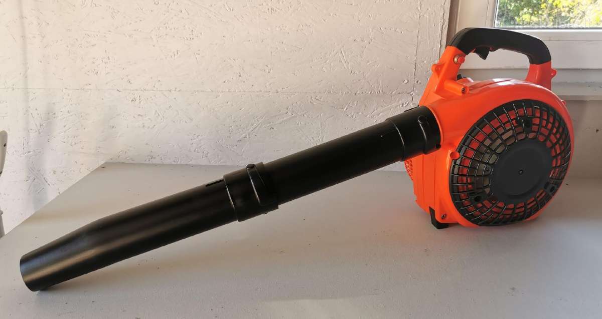Benzininis lapu pustuvas 2750w - nuotraukos Nr. 3