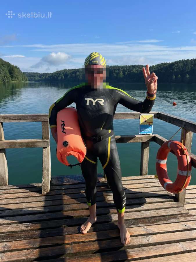 Tyr Hurricane Cat 5 kostiumas, kepure ir pluduras - nuotraukos Nr. 2