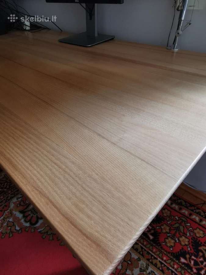 Uosio masyvo meistro sutvertas darbo stalas - nuotraukos Nr. 6