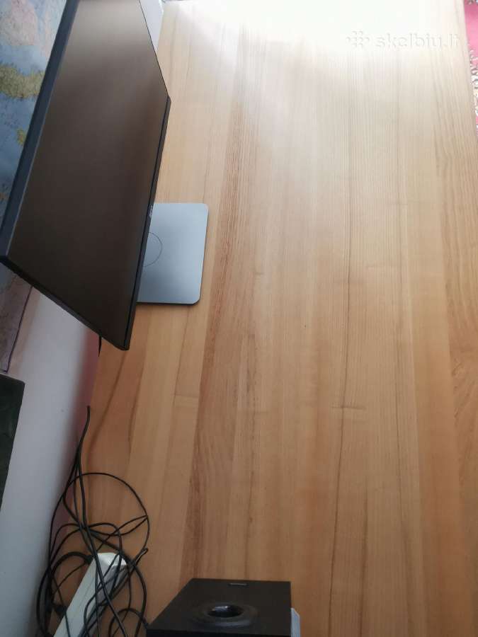Uosio masyvo meistro sutvertas darbo stalas - nuotraukos Nr. 7