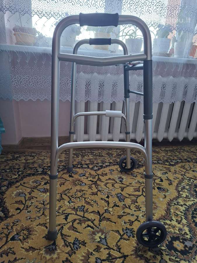Vaikštynė neįgaliam žmogui - nuotraukos Nr. 2