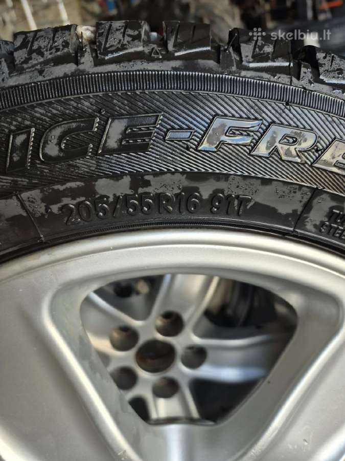 Toyota r16 diskai su gerom zieminem padangom - nuotraukos Nr. 10