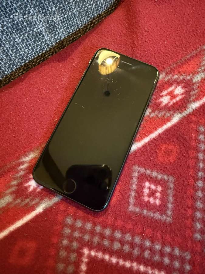 iPhone Se 2020 - nuotraukos Nr. 2
