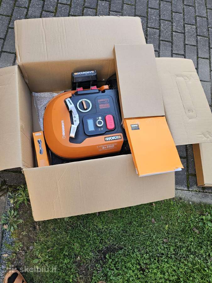 Veikiantis ir darbingas robotas su Acs sistema - nuotraukos Nr. 2