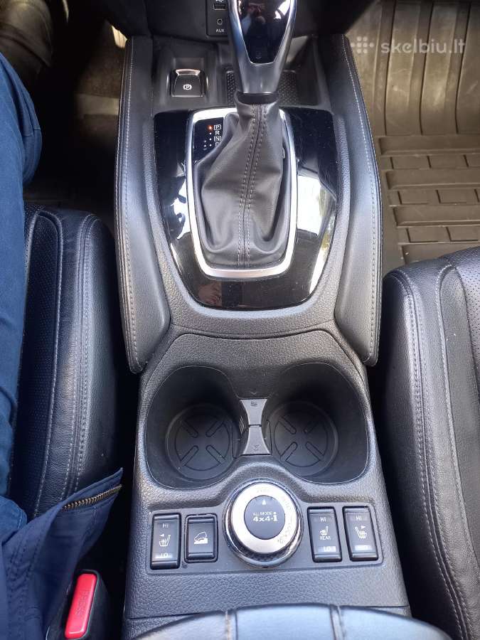 Nissan X-trail 2.0 - nuotraukos Nr. 6