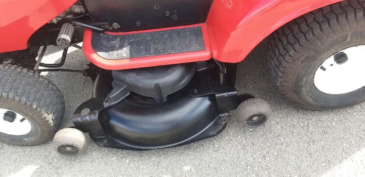 Sodo Traktorius Zoliapjove Husqvarna 15 Briggs Us - nuotraukos Nr. 8