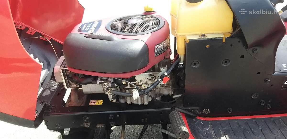Sodo Traktorius Zoliapjove Husqvarna 15 Briggs Us - nuotraukos Nr. 10