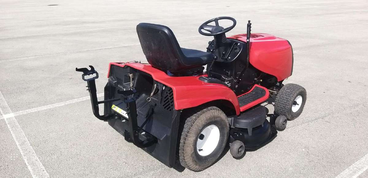 Sodo Traktorius Zoliapjove Husqvarna 15 Briggs Us - nuotraukos Nr. 3