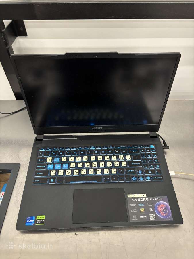 Žaidimų nešiojamasis kompiuter Msi Cyborg 15 A12v - nuotraukos Nr. 4