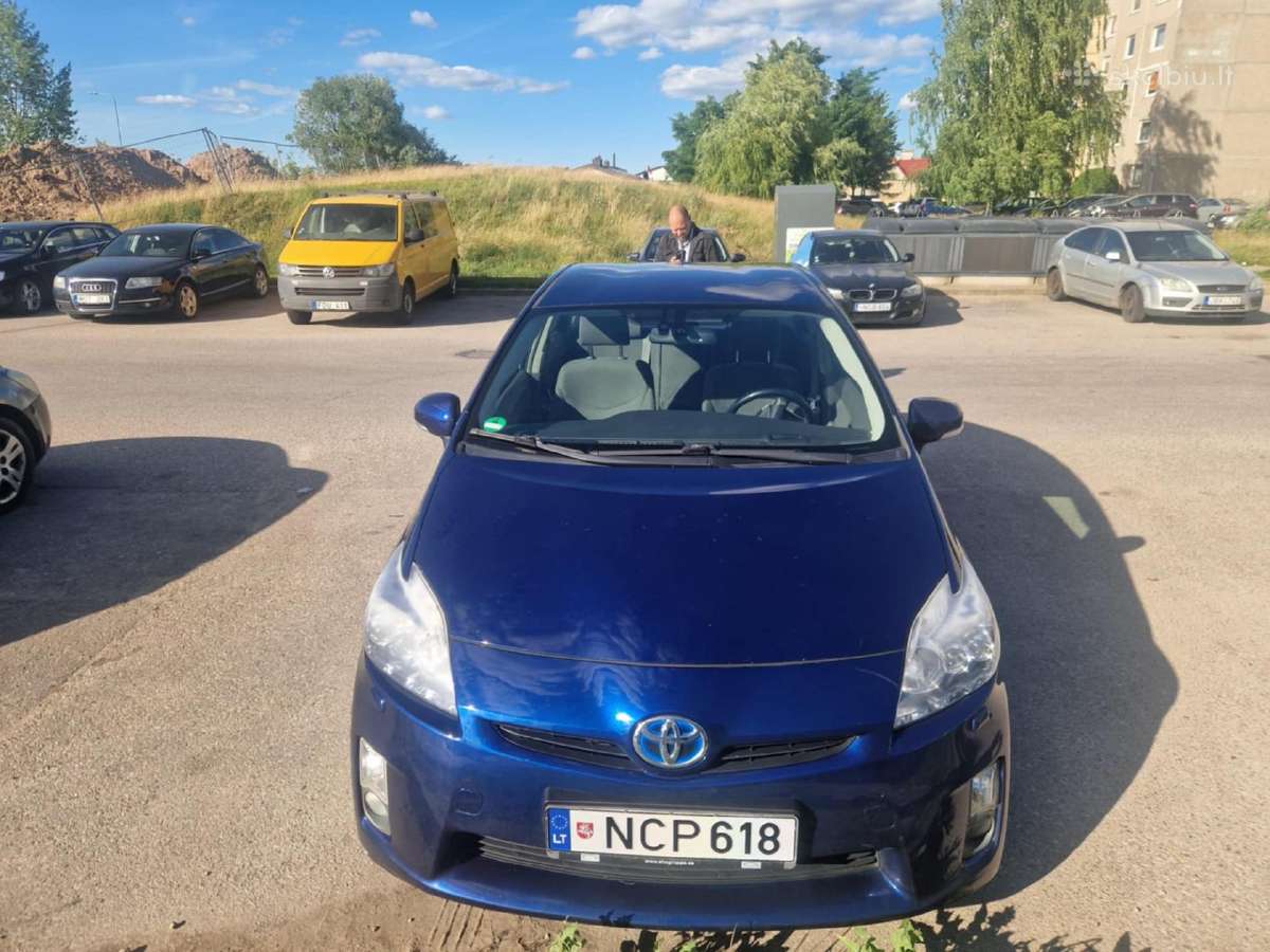 Automobilių Toyota Prius nuoma/prius for rent - nuotraukos Nr. 8
