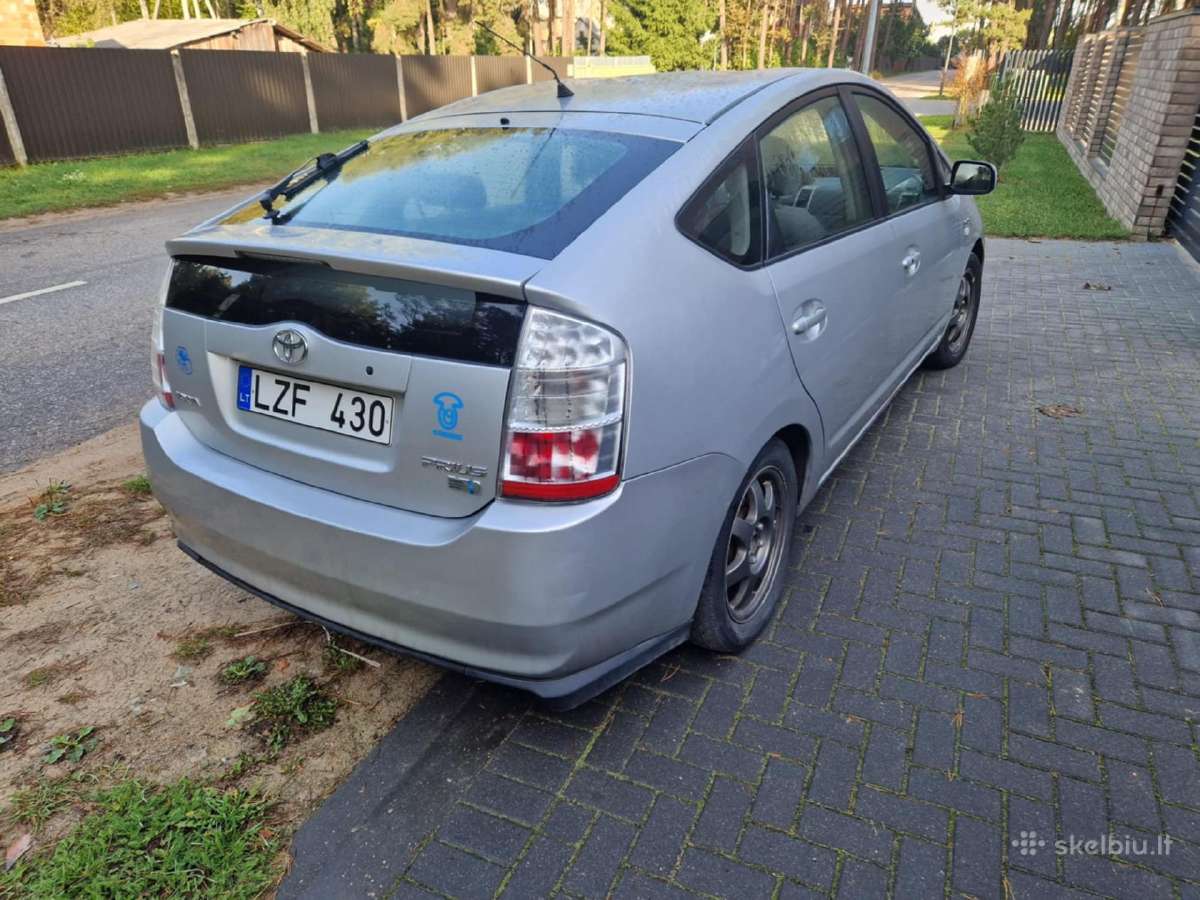 Automobilių Toyota Prius nuoma/prius for rent - nuotraukos Nr. 5