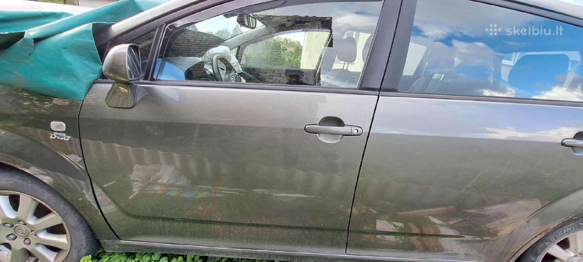 Toyota corolla verso dalimis - nuotraukos Nr. 3