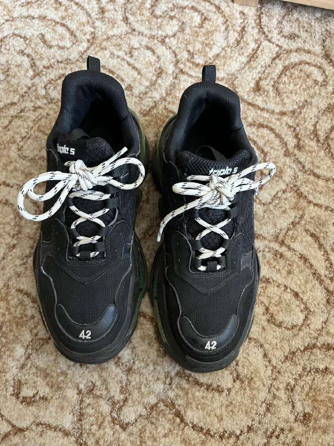 Balenciaga - nuotraukos Nr. 2