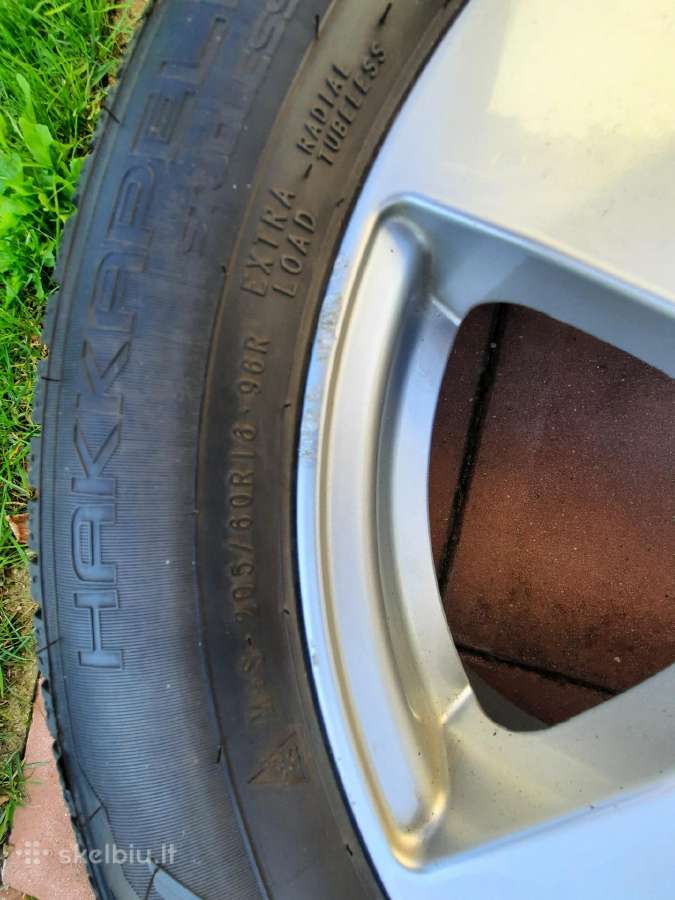 Parduodami Toyota ratlankius su padangomis R16 - nuotraukos Nr. 11