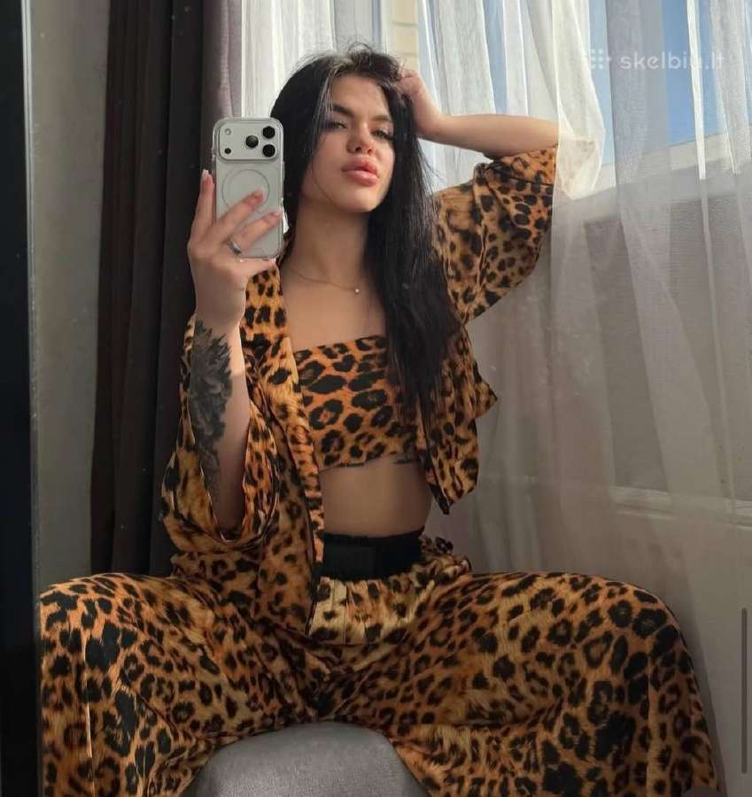 Beautiful Emma) Real Photos - nuotraukos Nr. 2