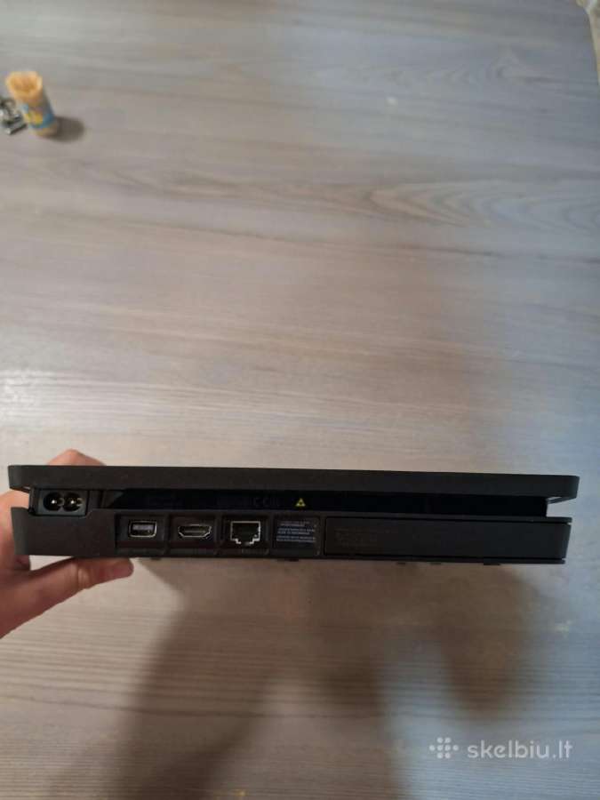 Sony Playstation 4 slim - nuotraukos Nr. 5