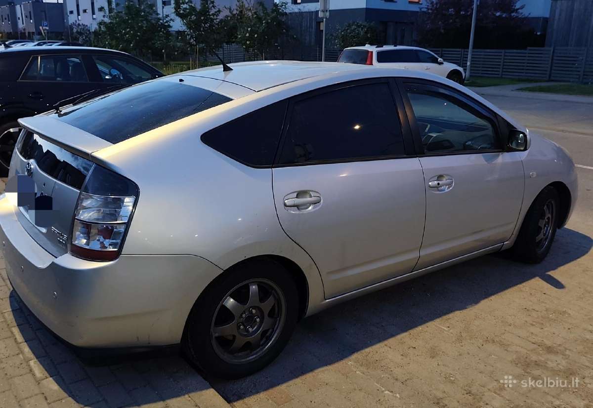 Toyota Prius ll nuoma - nuotraukos Nr. 9