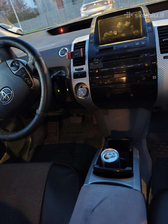 Toyota Prius ll nuoma - nuotraukos Nr. 11