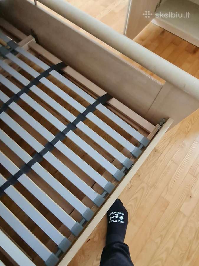 Miegamojo lova su komoda - nuotraukos Nr. 2