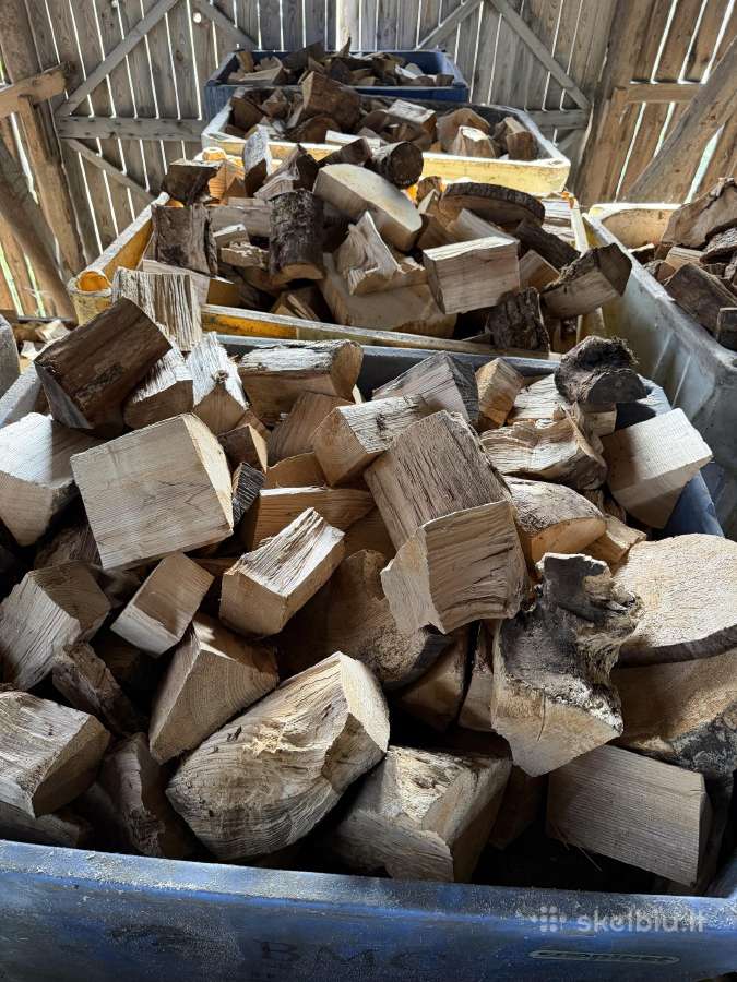 Džiovyklėje džiovintos skaldytos malkos - nuotraukos Nr. 2