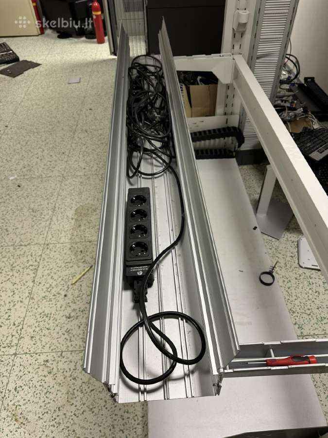 IT stendas-stalas Lampertz Technical Workstations - nuotraukos Nr. 4