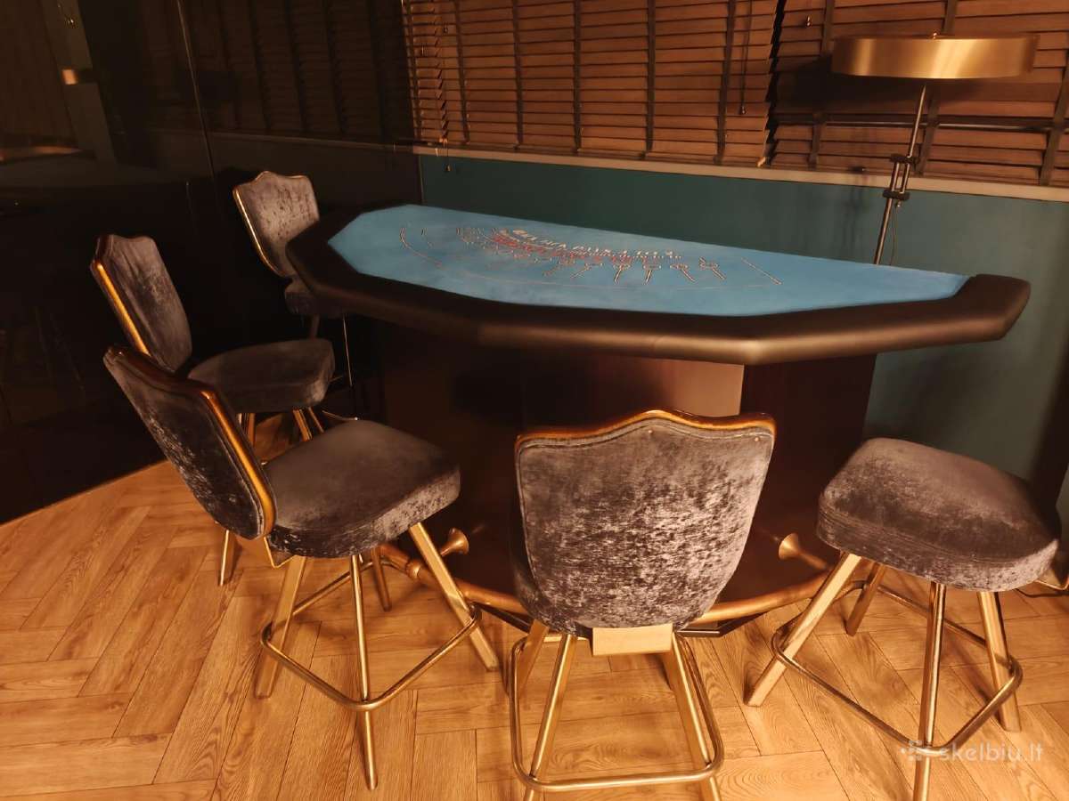 Parduodu Black Jack stalą su kortom ir žetonais - nuotraukos Nr. 2