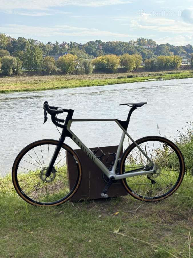 Canyon Inflite CF XL dydis - nuotraukos Nr. 2