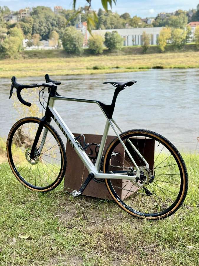 Canyon Inflite CF XL dydis - nuotraukos Nr. 3