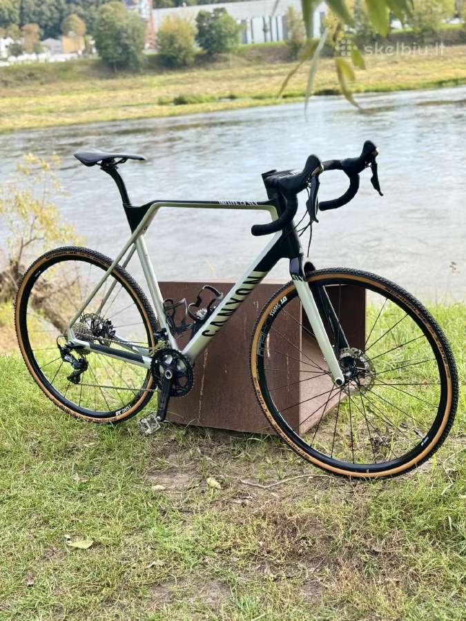Canyon Inflite CF XL dydis - nuotraukos Nr. 10