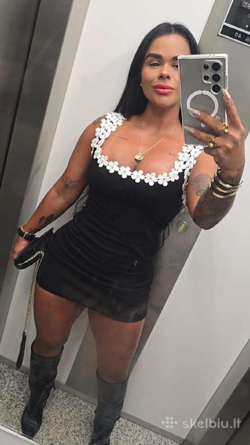 Sexy Latina with tattoos, real photos - nuotraukos Nr. 2