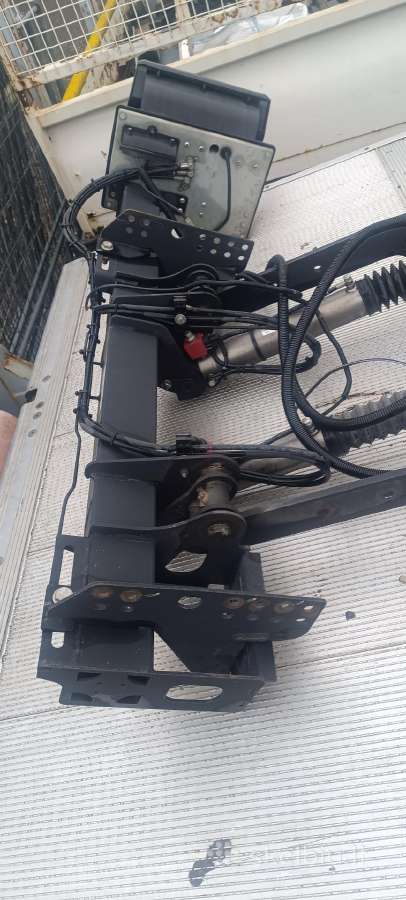 Hidraulinis liftas 750kg nuo Ford Transit - nuotraukos Nr. 9