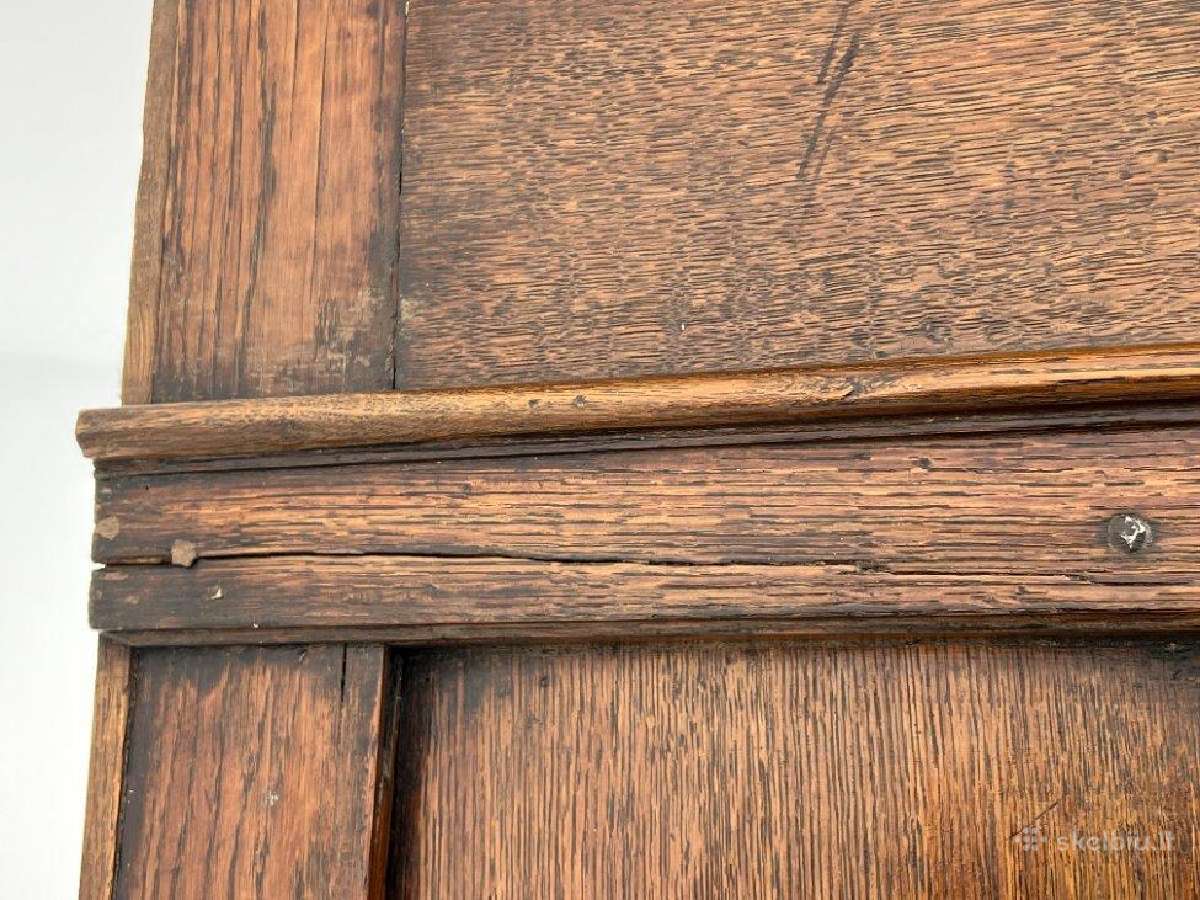 Ąžuolinė XIX a. vid. komoda - nuotraukos Nr. 19