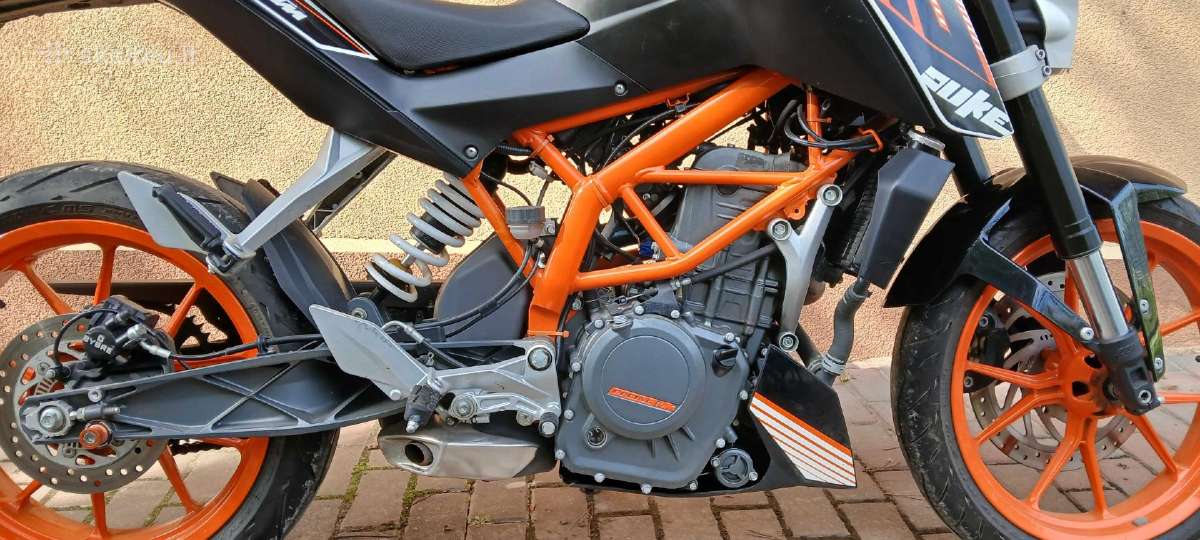 KTM Duke 390 - nuotraukos Nr. 8